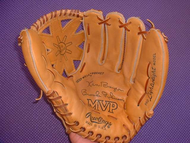 Ken Boyer Brooks Robinson Rawlings MVP Front